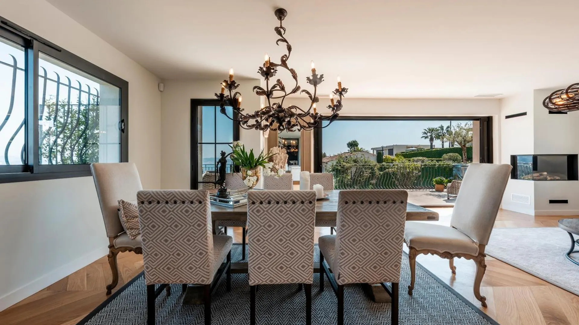 Riviera Mandelieu Villa フランス